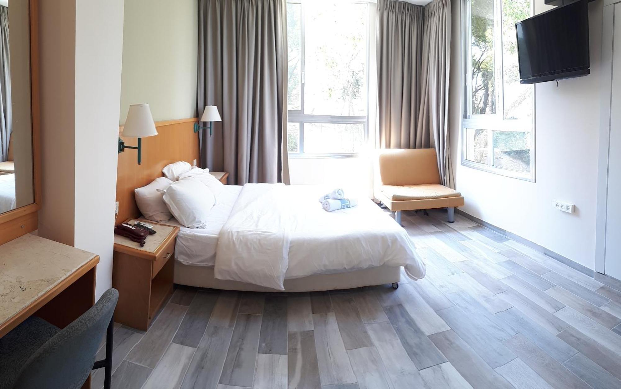 Marom Residence Romema Haifa Esterno foto